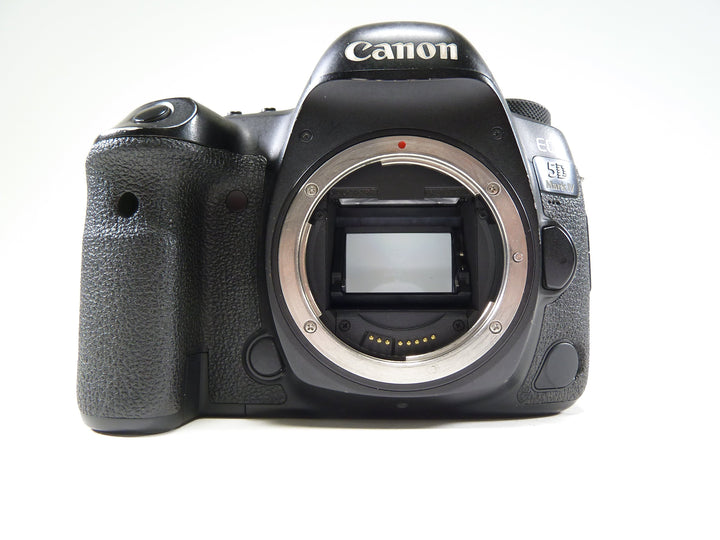 Canon 5D Mark IV Body Shutter Count 120416 Digital Cameras - Digital SLR Cameras Canon 032022004597