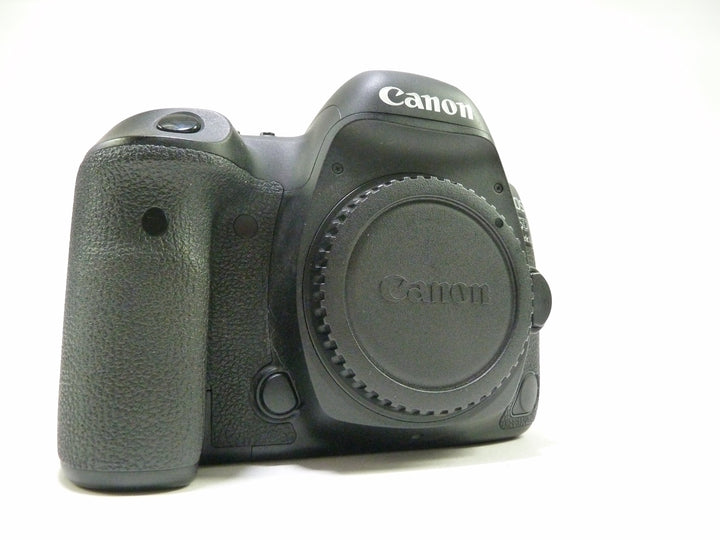 Canon 5D Mark IV Digital SLR Camera Body - Shutter Count 22311 Digital Cameras - Digital SLR Cameras Canon 068053004028