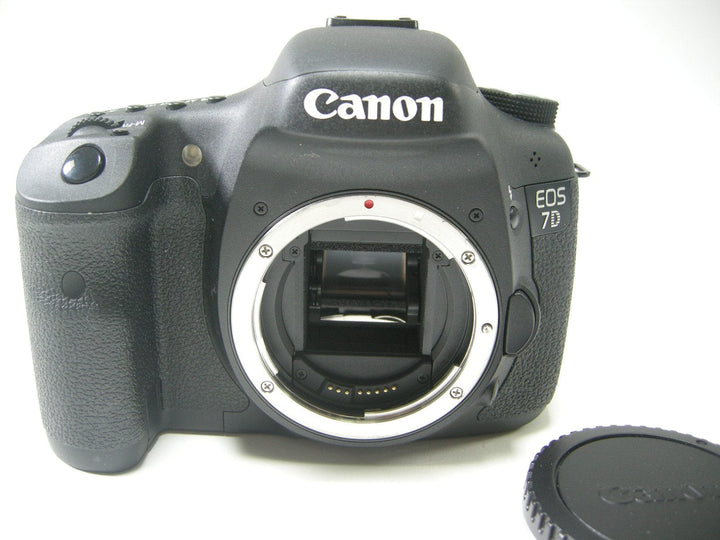 Canon 7D 18.0mp Digital SLR Body Only S/C 3,612 Digital Cameras - Digital SLR Cameras Canon 3171212968