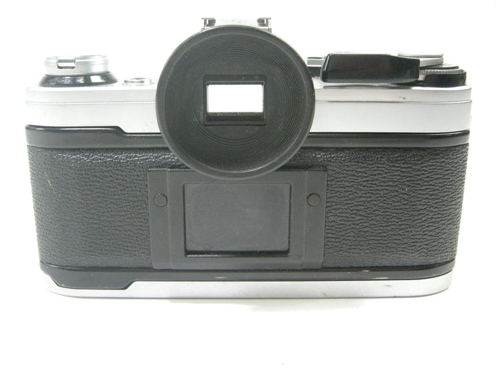 Canon AE-1 35mm SLR film camera (Parts) 35mm Film Cameras - 35mm SLR Cameras Canon 5554834