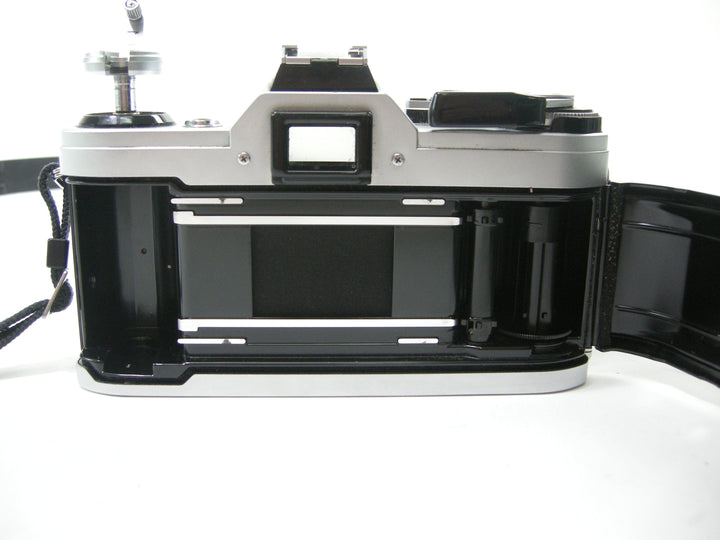 Canon AE-1 35mm SLR w/50mm f1.8 35mm Film Cameras - 35mm SLR Cameras - 35mm SLR Student Cameras Canon 1448504