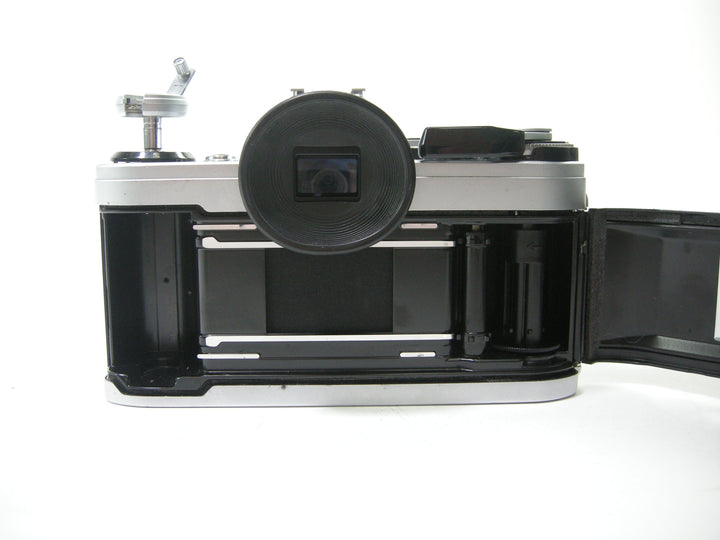 Canon AE-1 35mm SLR w/FD 50mm f1.8 35mm Film Cameras - 35mm SLR Cameras - 35mm SLR Student Cameras Canon 5827498