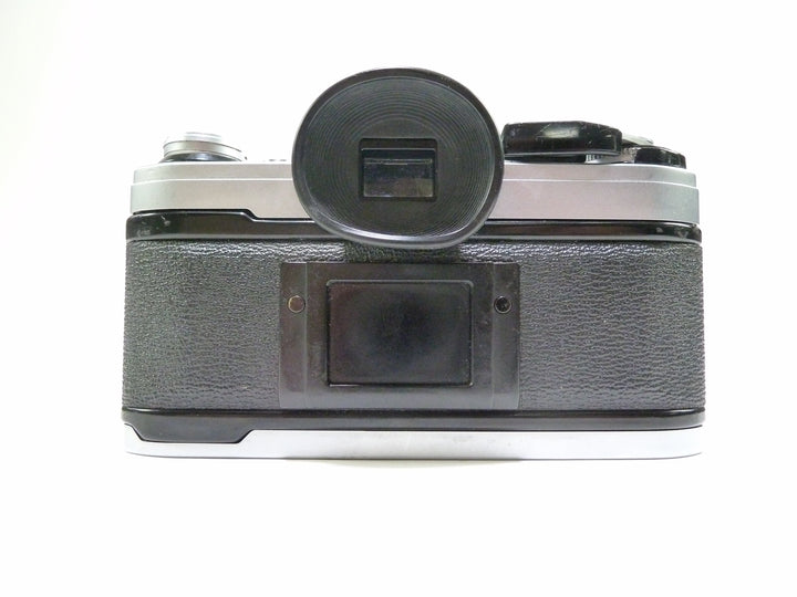 Canon AE-1 Chrome w/50mm f/1.8 35mm Film Cameras - 35mm SLR Cameras Canon 5209379