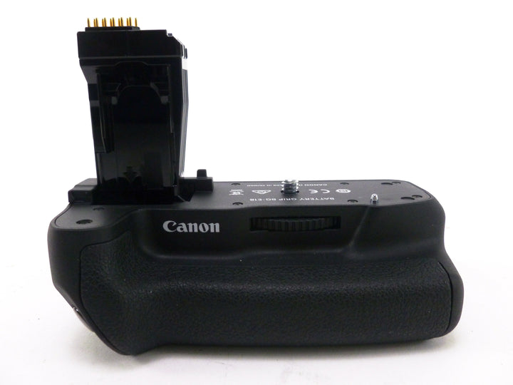 Canon BG-E18 Battery Grip Grips, Brackets and Winders Canon 0200002917