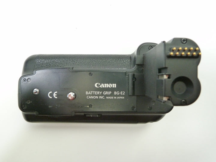 Canon BG-E2 Battery Grip for 20D,30D Grips, Brackets and Winders Canon 038042