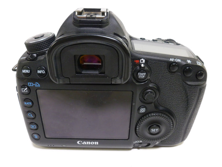 Canon EOS 5D Mark III Shutter Count - 62508 Digital Cameras - Digital SLR Cameras Canon 062124001671