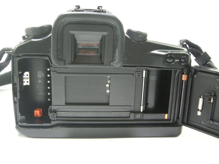Canon EOS Elan 7e 35mm SLR w/EF Zoom 28-90mm f4-5.6 USM 35mm Film Cameras - 35mm SLR Cameras Canon 5303776