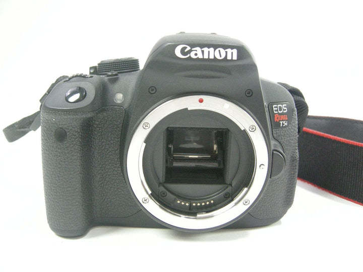 Canon EOS Rebel T5i 18mp Digital Camera Body only S/C 12,576 Digital Cameras - Digital SLR Cameras Canon 332075004490