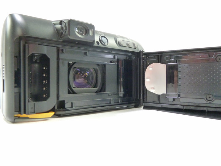 Fuji 975 Zoom Discovery 35mm Film Camera with 35-80mm lens 35mm Film Cameras - 35mm Rangefinder or Viewfinder Camera Fuji 51232256