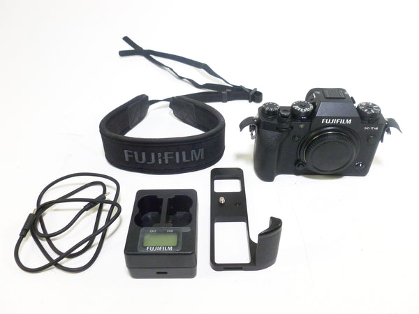 Fuji X-T4 Digital Mirrorless Camera Body Shutter Count - 3396 with JJC HG-XT4 Grip Digital Cameras - Digital Mirrorless Cameras Fuji 0DA01798