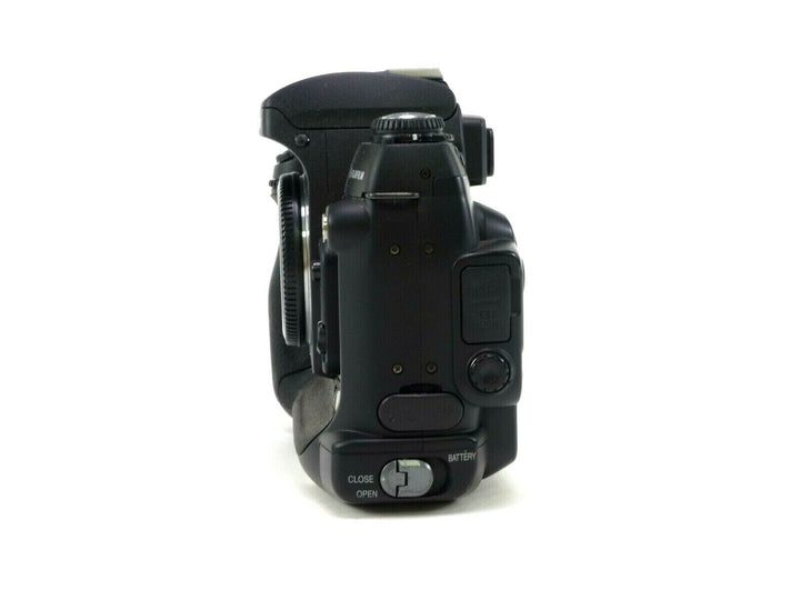 Fujifilm Finepix S3 Pro Nikon F-Mount DSLR body only for Parts Digital Cameras - Digital SLR Cameras Nikon 51A03763