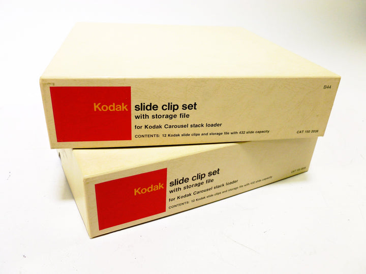 Kodak Carousel Custom Slide Projector with Accessories Projection Equipment - Projectors Kodak 0623800HK