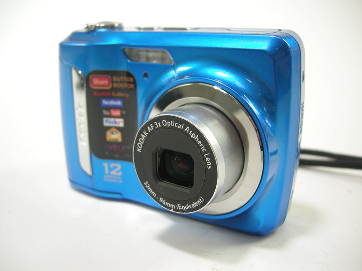 Kodak Easy Share C143 12mp Digital camera (Blue) Digital Cameras - Digital Point and Shoot Cameras Kodak 04214757
