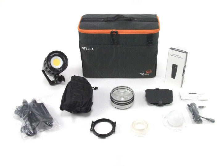 Light and Motion Stella Pro 5000 RF Action Continuous Lighting Kit, in EXC Cond. Studio Lighting and Equipment - LED Lighting Light and Motion LM860-5000-KD