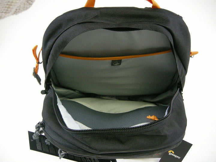 Lowepro Ridgeline BP 250 AW 24L Backpack for 15" Laptop and 10" Tablet Bags and Cases Lowepro LOWELP36984