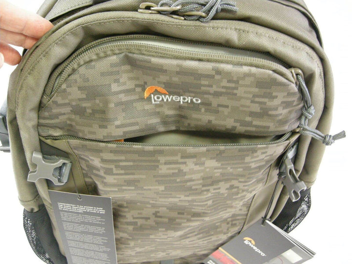 Lowepro Ridgeline BP 250 AW 24L Backpack for 15" Laptop and 10" Tablet Bags and Cases Lowepro LOWELP36986