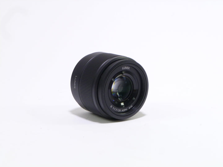Lumix G 25mm F1.7 ASPH Lens Micro 4/3 Mount Lenses - Small Format - Micro 43 Mount Lenses Panasonic XB2BF202004