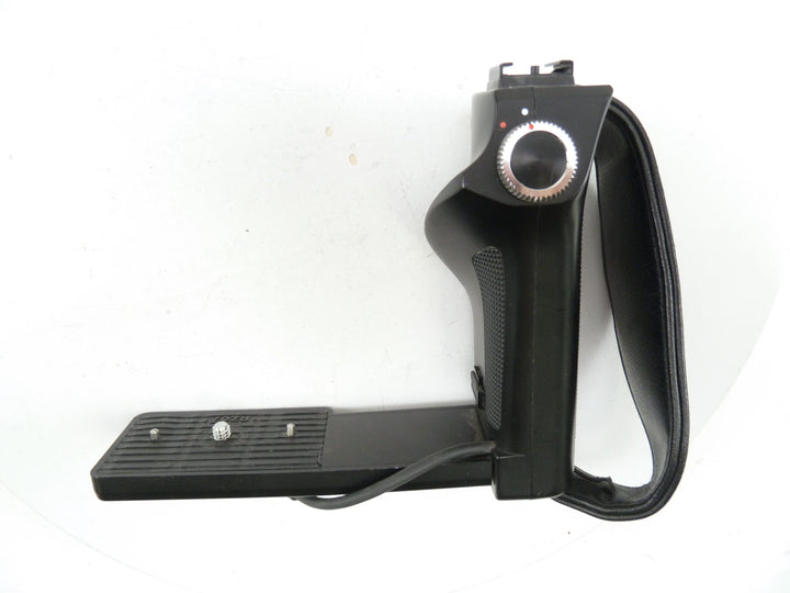 Mamiya RZ67 Left Hand Grip with the electronic connector – Camera 