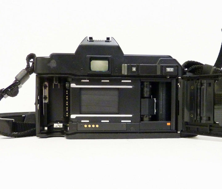 Minolta Maxxum 5000 with 28-70mm Tokina SP Lens 35mm Film Cameras - 35mm SLR Cameras Minolta 18119247