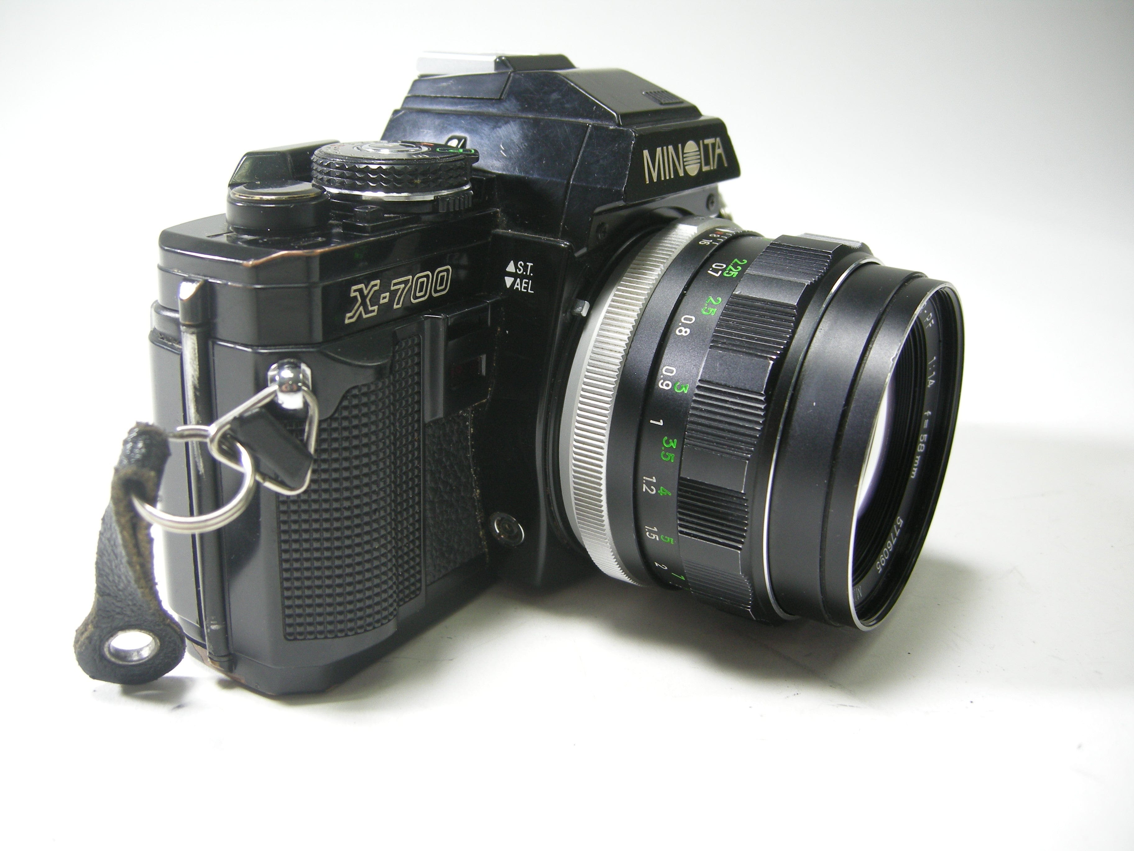 Minolta X-700 35mm SLR w/MC Rokkor-PF 58mm f1.4 – Camera Exchange