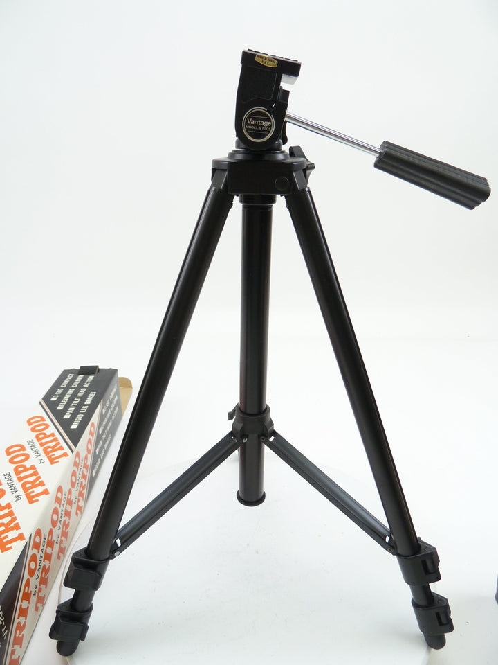 Montgomery Ward Super Telephoto 500MM T-Mount with Tripod and Minolta MD Mt. Lenses - Small Format - T- Mount Lenses Montgomery Ward 11082287