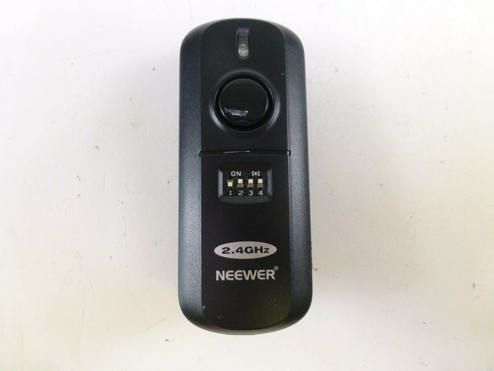 Neewer FCR-16 Flash in Box Flash Units and Accessories - Flash Accessories Neewer 10081863