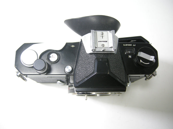 Nikkormat 35mm SLR camera (parts) 35mm Film Cameras - 35mm SLR Cameras Nikkormat 3886870