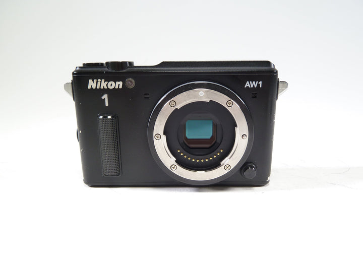 Nikon 1 AW1 Body w/11-27.5mm f/3.5-5.6  Lens Shutter Count N/A Digital Cameras - Digital Mirrorless Cameras Nikon 31002440