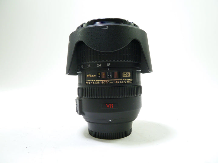 Nikon 18-200mm f/3.5-5.6 G ED VR AF-S DX Lens Lenses - Small Format - Nikon AF Mount Lenses - Nikon AF DX Lens Nikon 3071570