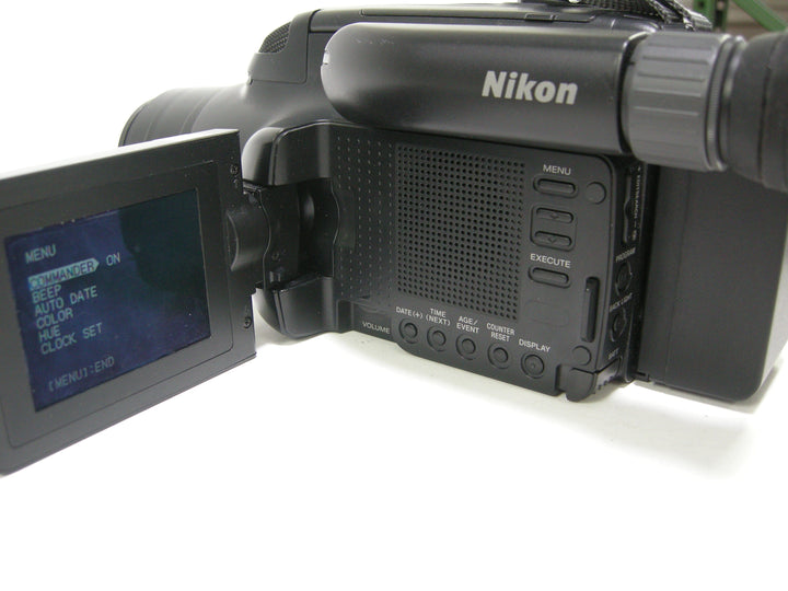 Nikon Action-8 VN-870 8mm Video Camcorder Video Equipment - Camcorders Nikon 4071376