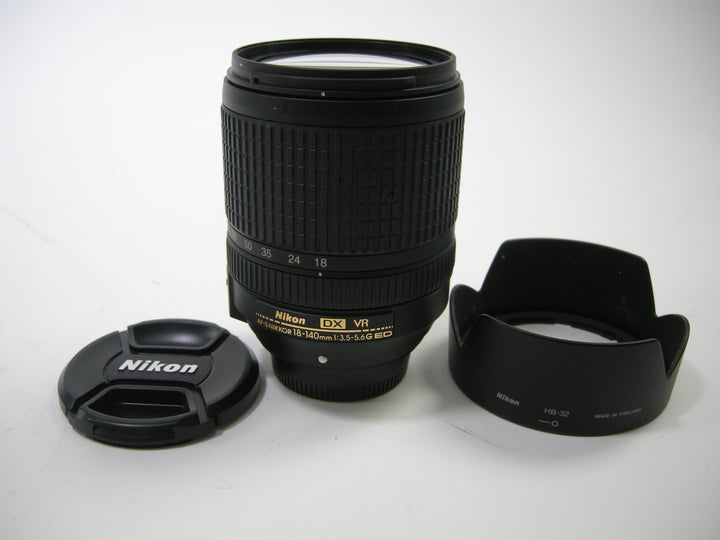 Nikon AF-S Nikkor DX VR IF ED 18-140mm f3.5-5.6G Lenses - Small Format - Nikon AF Mount Lenses - Nikon AF DX Lens Nikon 20556011