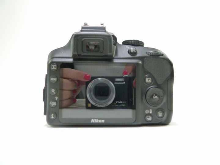 Nikon D3400 Digital SLR Camera with an 18-55mm f/3.5 - 5.6 G VR DX Lens Digital Cameras - Digital SLR Cameras Nikon 3002464