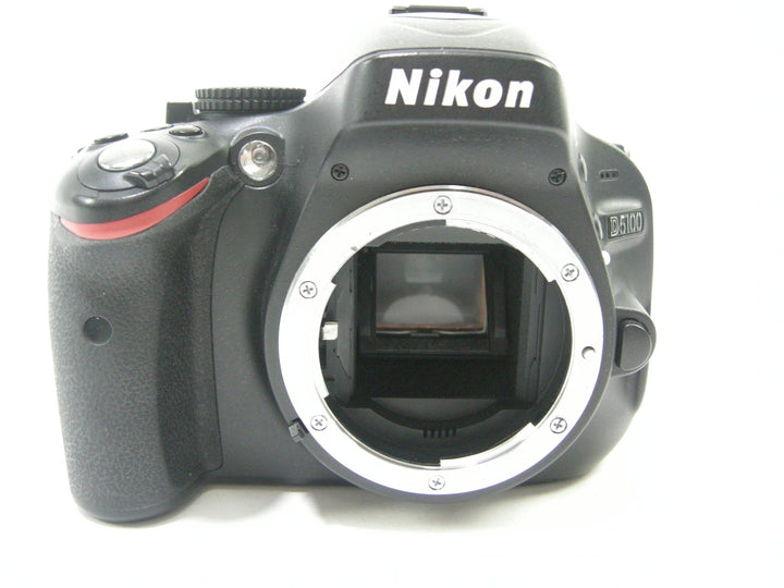 Nikon D5100  16.2mp Digital SLR Body only Shutter #8585 Digital Cameras - Digital SLR Cameras Nikon 7068281