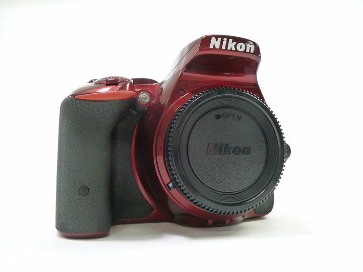 Nikon D5500 Digital SLR Camera Body - Shutter count 4378 Digital Cameras - Digital SLR Cameras Nikon 2609419