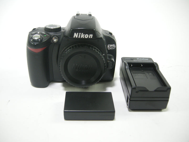 Nikon D60 10.2mp Digital Camera Body Only Shutter#63870 Digital Cameras - Digital SLR Cameras Nikon 2133080