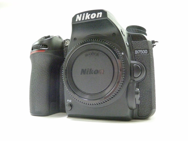 Nikon D7500 Digital Camera Body - Shutter count is 7787 Digital Cameras - Digital SLR Cameras Nikon 8411254