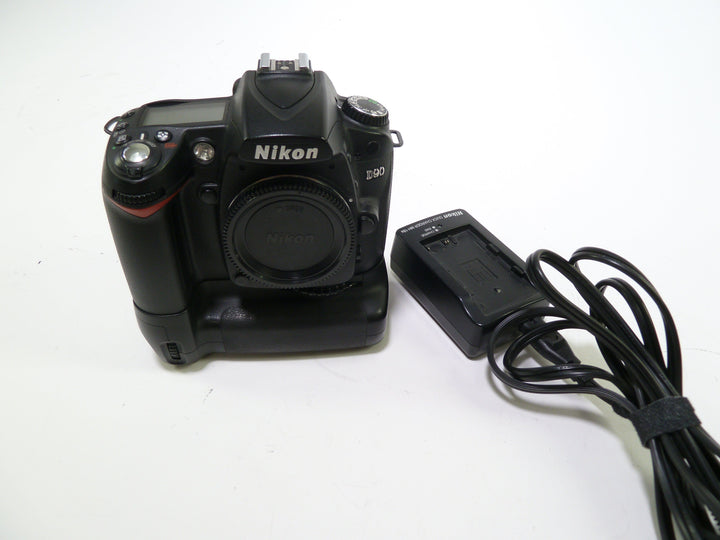 Nikon D90 Digital SLR Camera body with Battery Grip - Shutter Count 30826 Digital Cameras - Digital SLR Cameras Nikon 3045918