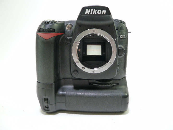 Nikon D90 Digital SLR Camera body with Battery Grip - Shutter Count 30826 Digital Cameras - Digital SLR Cameras Nikon 3045918