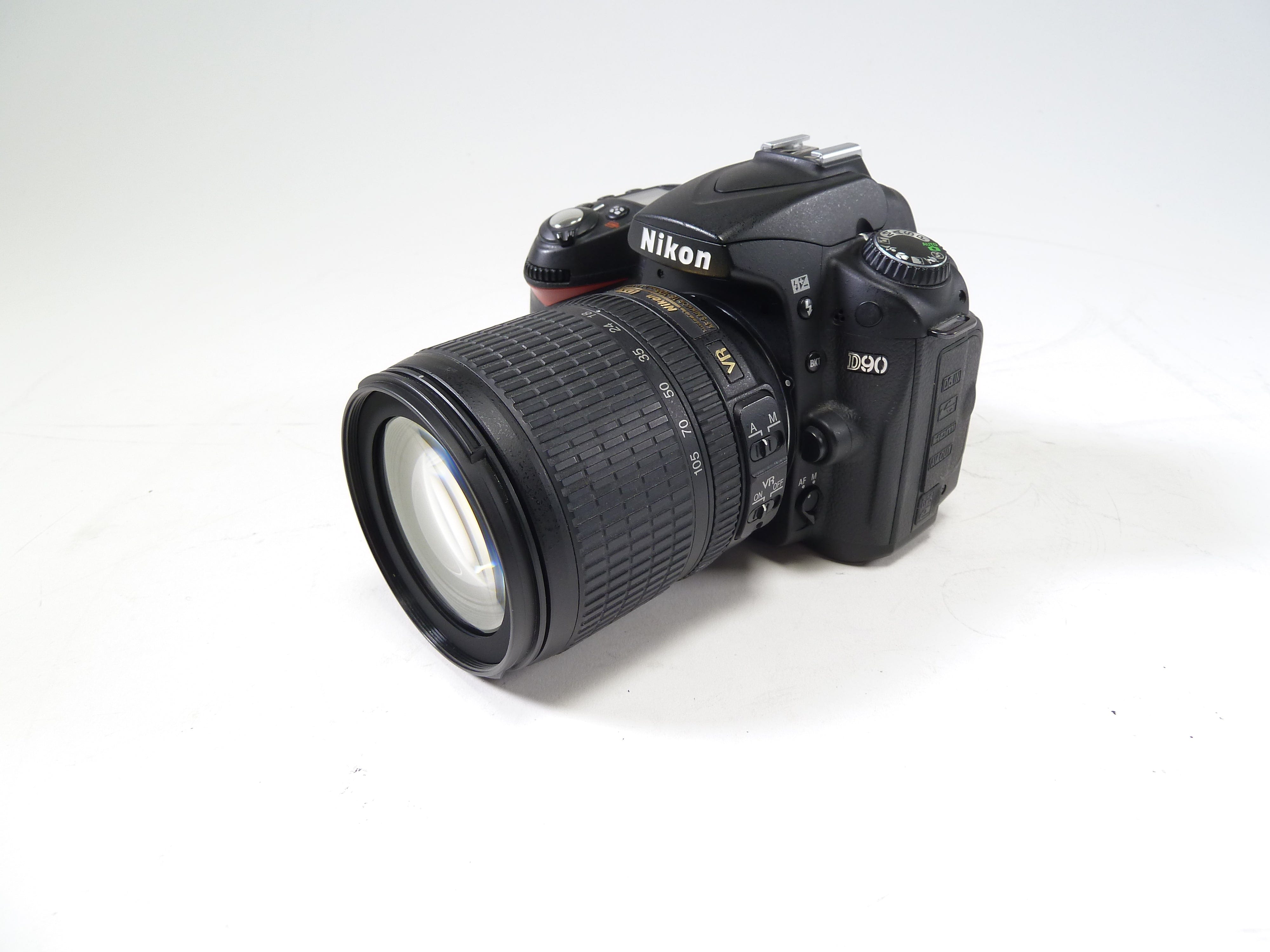 Nikon D90 DX Lens 18-105mm AF-S Camera Digital VR SLR with w⁄ f