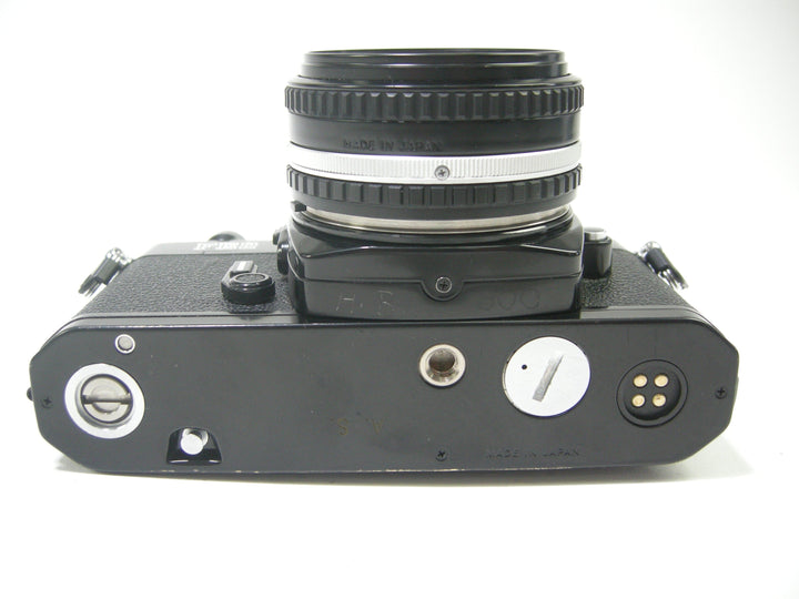 Nikon FE2 35mm SLR Film camera w/ 50mm f1.8 Series E lens 35mm Film Cameras - 35mm SLR Cameras - 35mm SLR Student Cameras Nikon 2317139