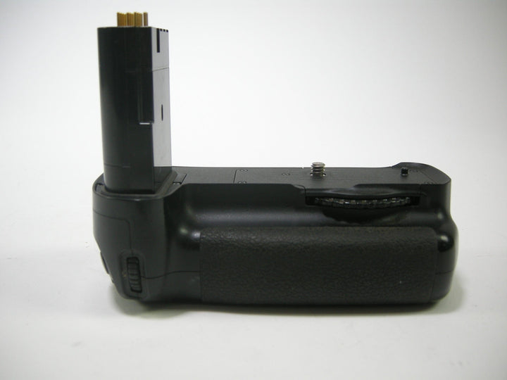 Nikon MB-200 Multi Power Battery pack Grips, Brackets and Winders Nikon 2146115