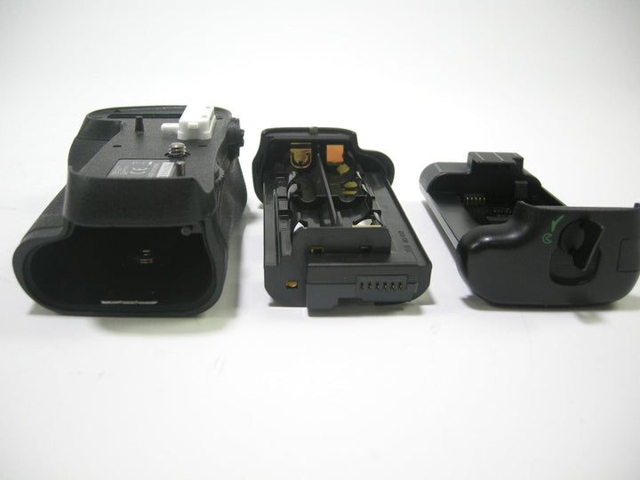 Nikon MB-D12 Battery Pack Grips, Brackets and Winders Nikon 2124156