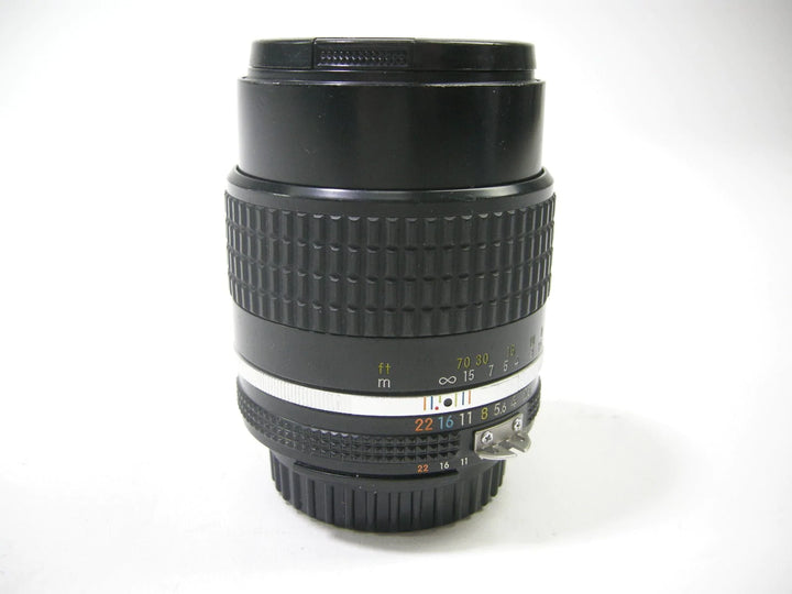 Nikon Nikkor 105mm f2.8 Ai-s Lens Lenses - Small Format - Nikon F Mount Lenses Manual Focus Nikon 945577