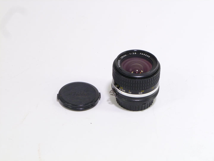 Nikon NIKKOR 28mm F2.8 AI-S Lens Lenses - Small Format - Nikon F Mount Lenses Manual Focus Nikon 709330