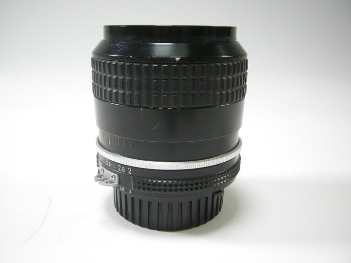 Nikon Nikkor 28mm f2 Ai Lenses Small Format - Nikon F Mount Lenses Manual Focus Nikon 451077