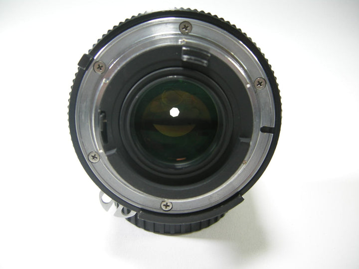 Nikon Nikkor 28mm f2 Ai Lenses Small Format - Nikon F Mount Lenses Manual Focus Nikon 451077