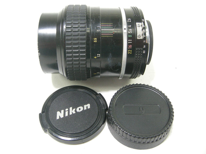 Nikon Nikkor F 105mm f2.5  Ai Lenses - Small Format - Nikon F Mount Lenses Manual Focus Nikon 870194