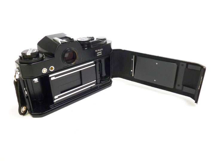 Nikon Nikkormat EL 35mm SLR Camera 35mm Film Cameras - 35mm SLR Cameras Nikon 5385328
