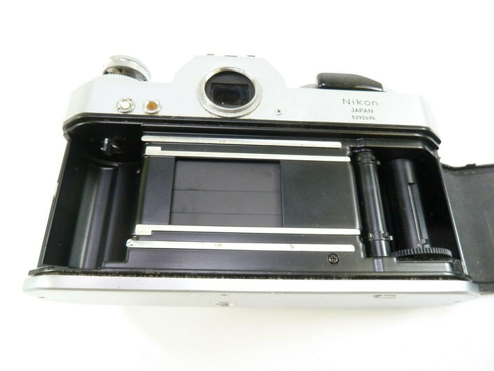 Nikon Nikkormat EL Chrome Camera Body 35mm Film Cameras - 35mm SLR Cameras Nikon 5292696