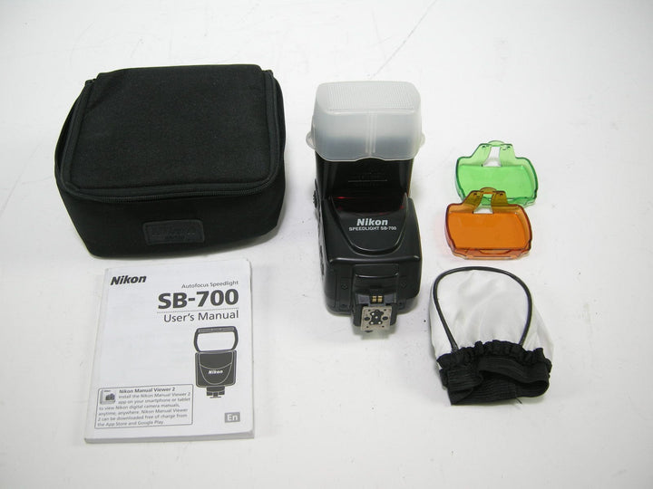 Nikon SB700 Speedlight Flash Units and Accessories - Shoe Mount Flash Units Nikon 2900344